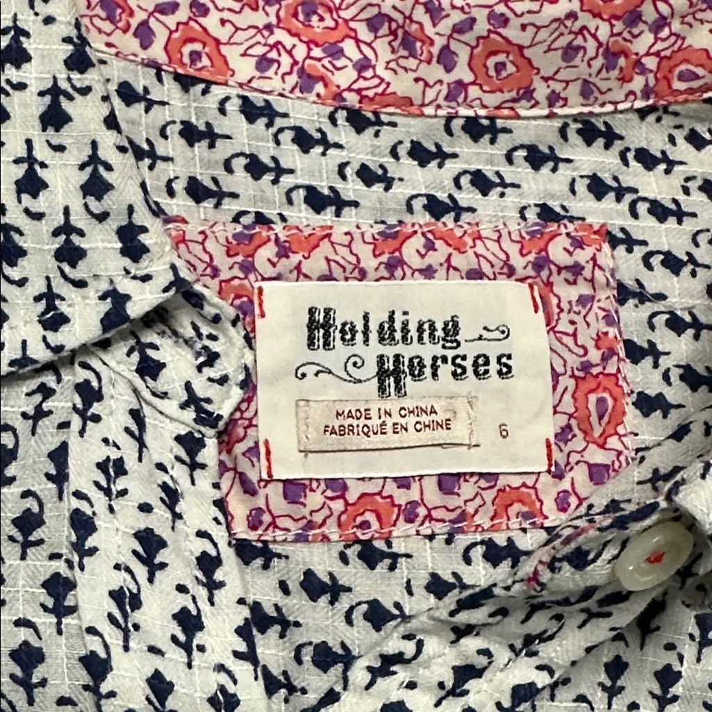 Anthropologie Holding Horses Floral Button Down Blouse Navy Cream Size 6 - Image 8