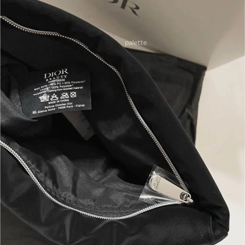 Dior Velvet Makeup Pouch - Image 4