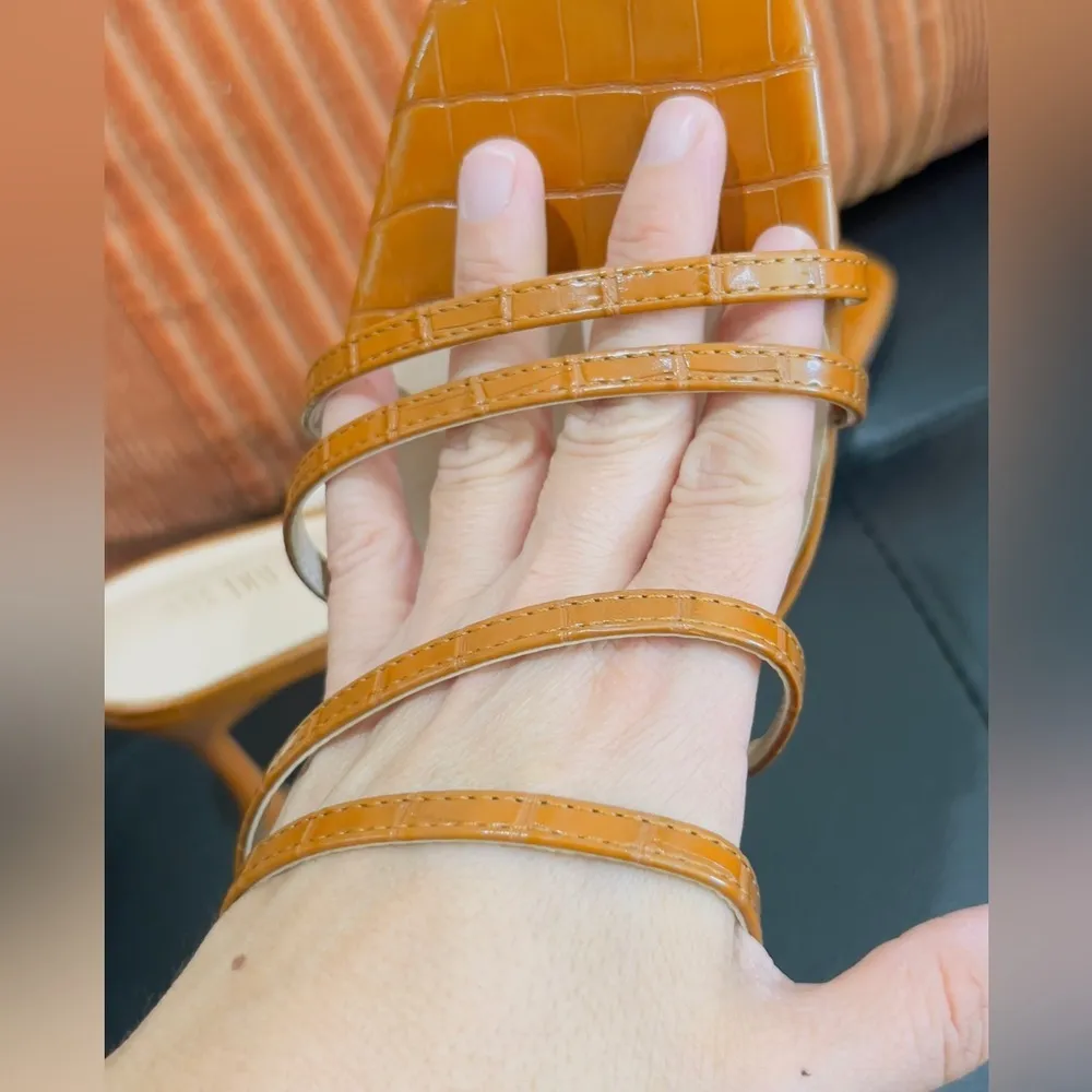 DREAM PAIRS
Square Toe Strappy Heel Sandals size 11 new - Image 14