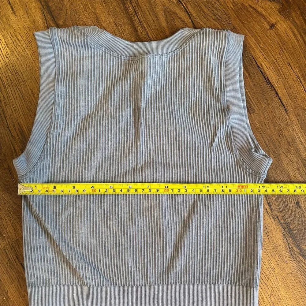 Wild Fable Women's Blue Ribbed Sleeveless Crop Tank Top M/L - Image 7