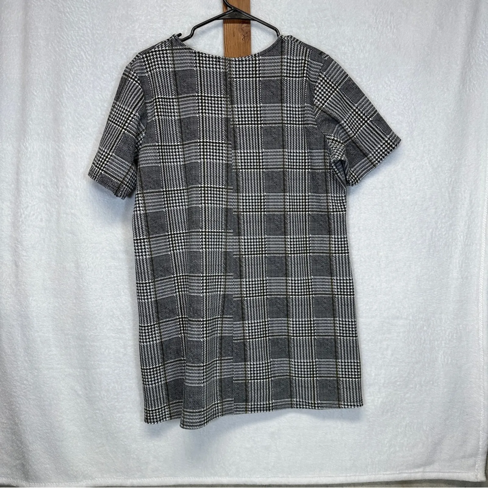 Boohoo Black & White Striped‎ Plaid Houndstooth Short Sleeve Tunic Top Size 12 - Image 4