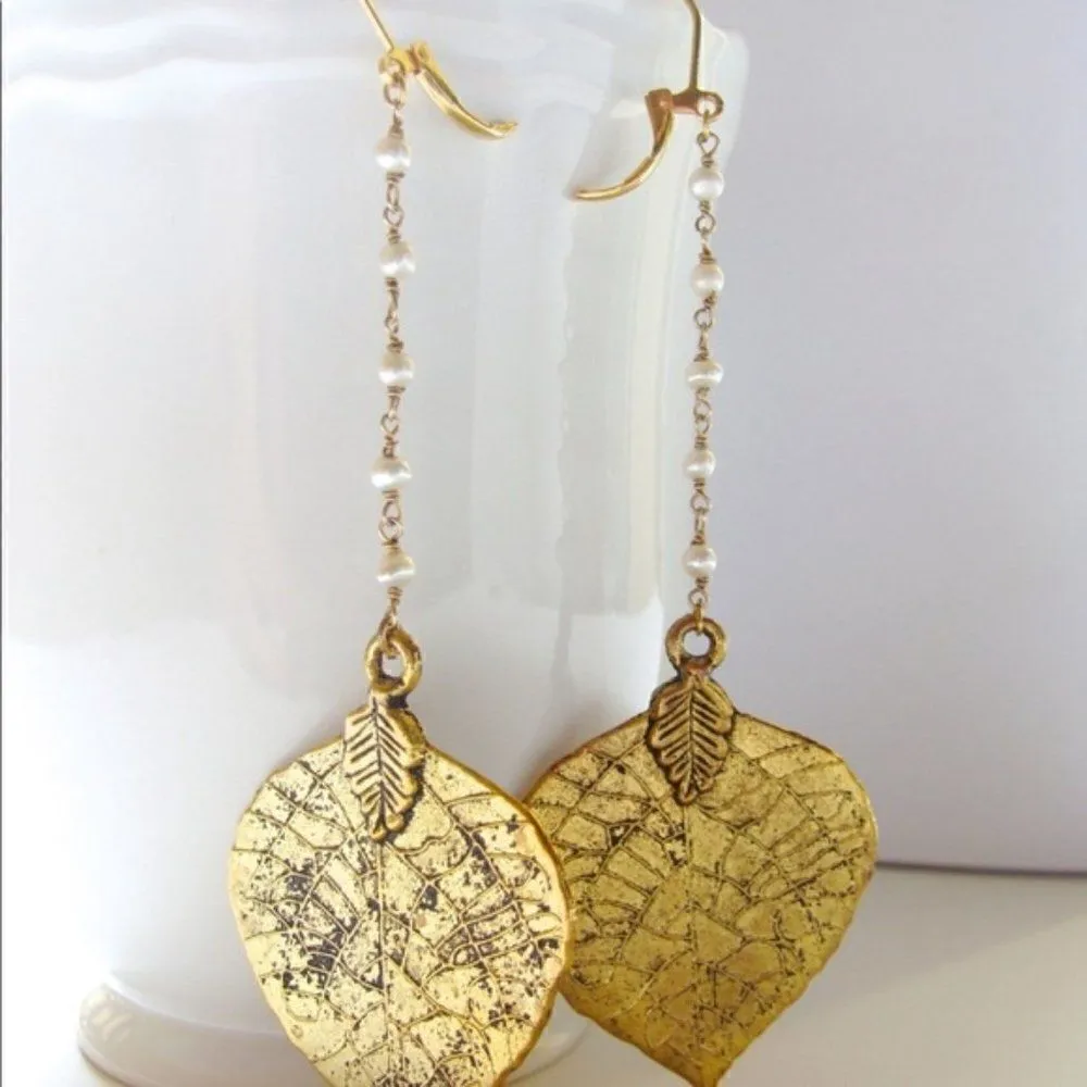 Custom Made 𝅺 gold pearl drop leaf earrings - Image 4