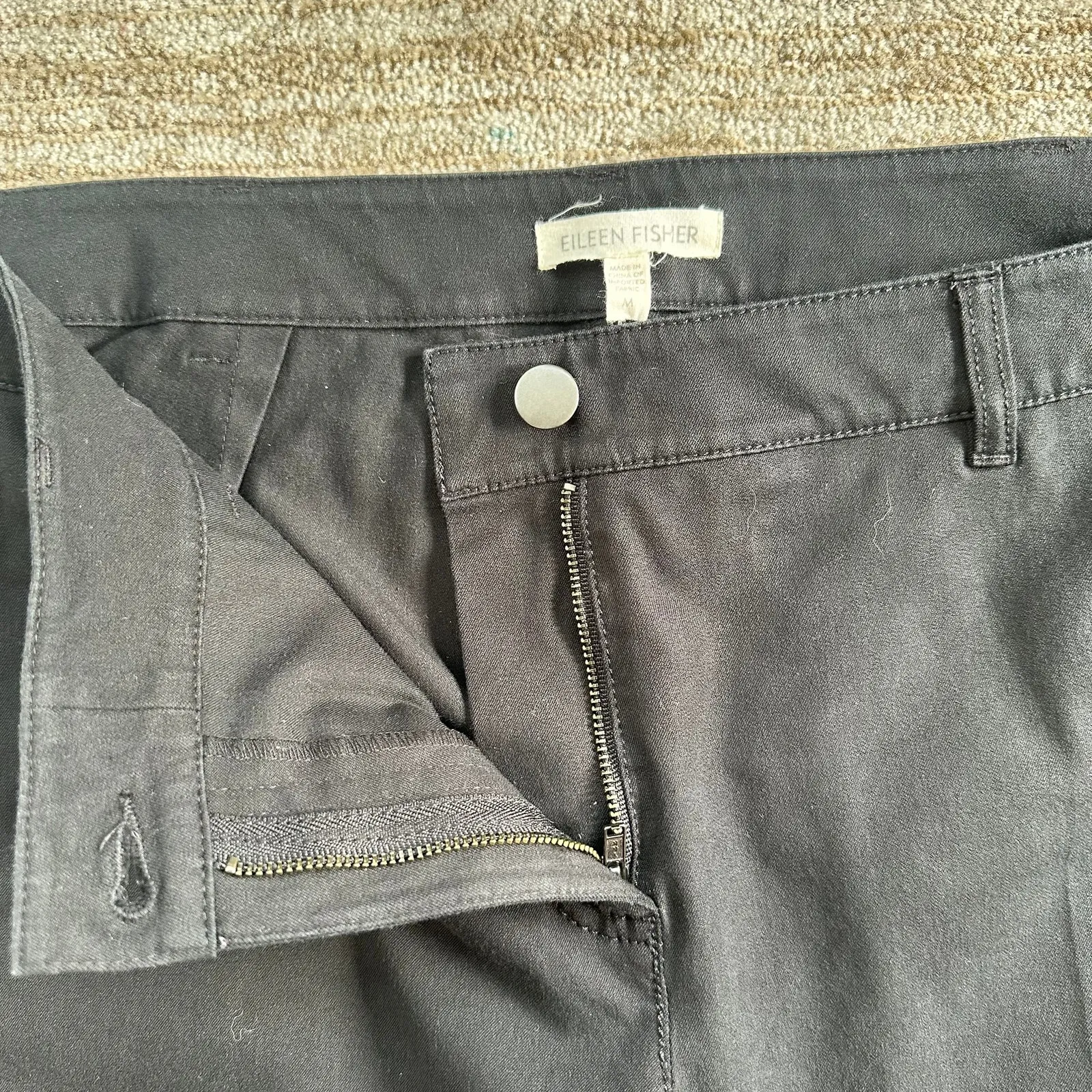 Eileen Fisher Black Cropped Sz Medium Straight Dress Pant Jean Capsule High Rise - Image 4