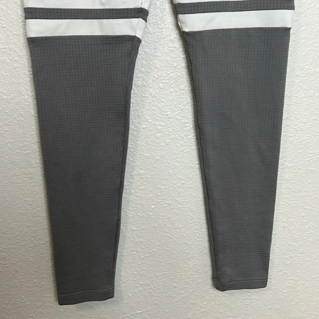 Bombshell Thigh High Leggings Gray/White Size Small - Image 8