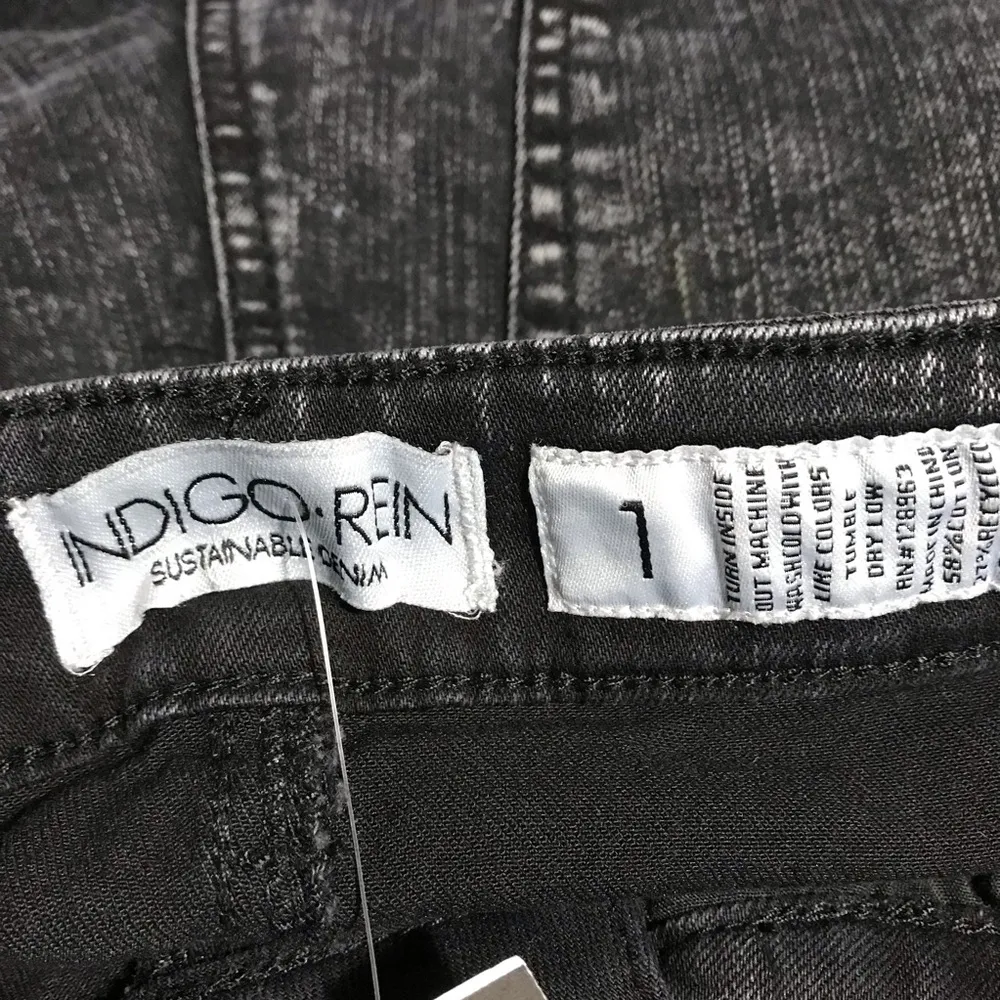 Indigo Rein Black Jean Shorts Juniors Sz 1 Sustainable Denim - Image 5