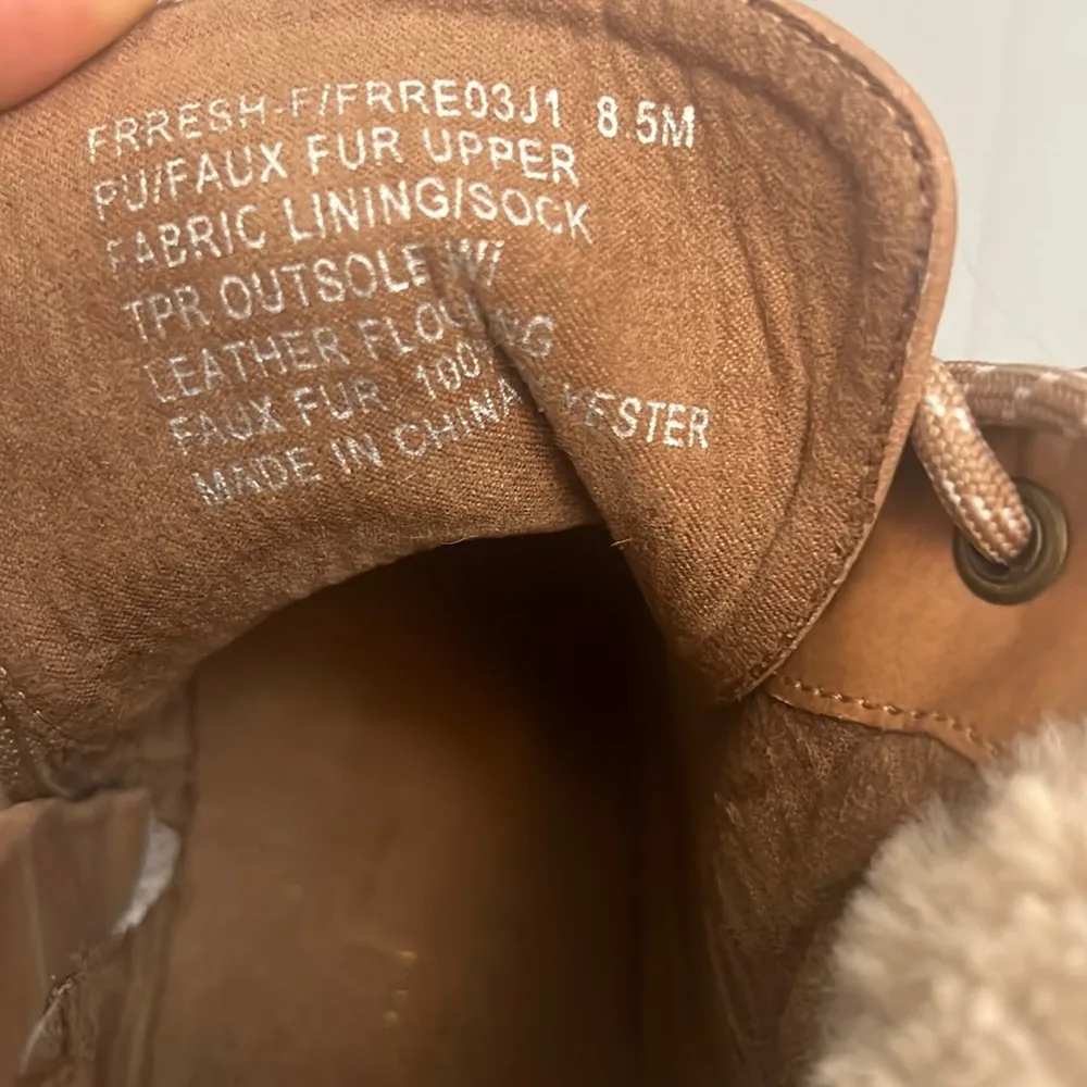 American Girl Faux Fur Booties 8.5 Tan - Image 2