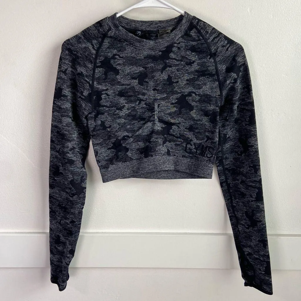 Gymshark Black and Gray Camo Seamless Long Sleeve Crop Top - Image 4
