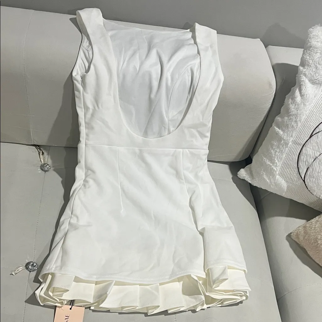 SheIn  Chic White One-Shoulder Dress - Image 3