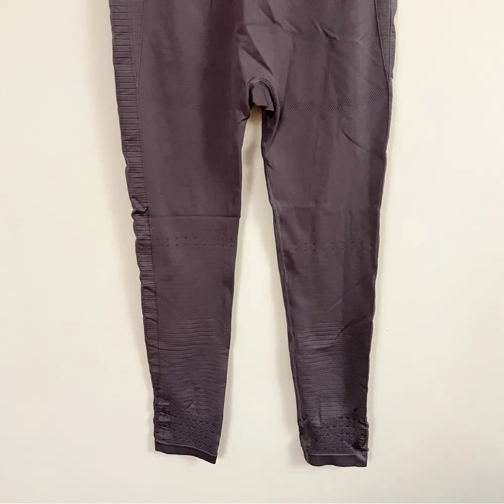 Gymshark Gray Ankle Fit Seamless Athletic Leggings Size Medium High Rise - Image 6