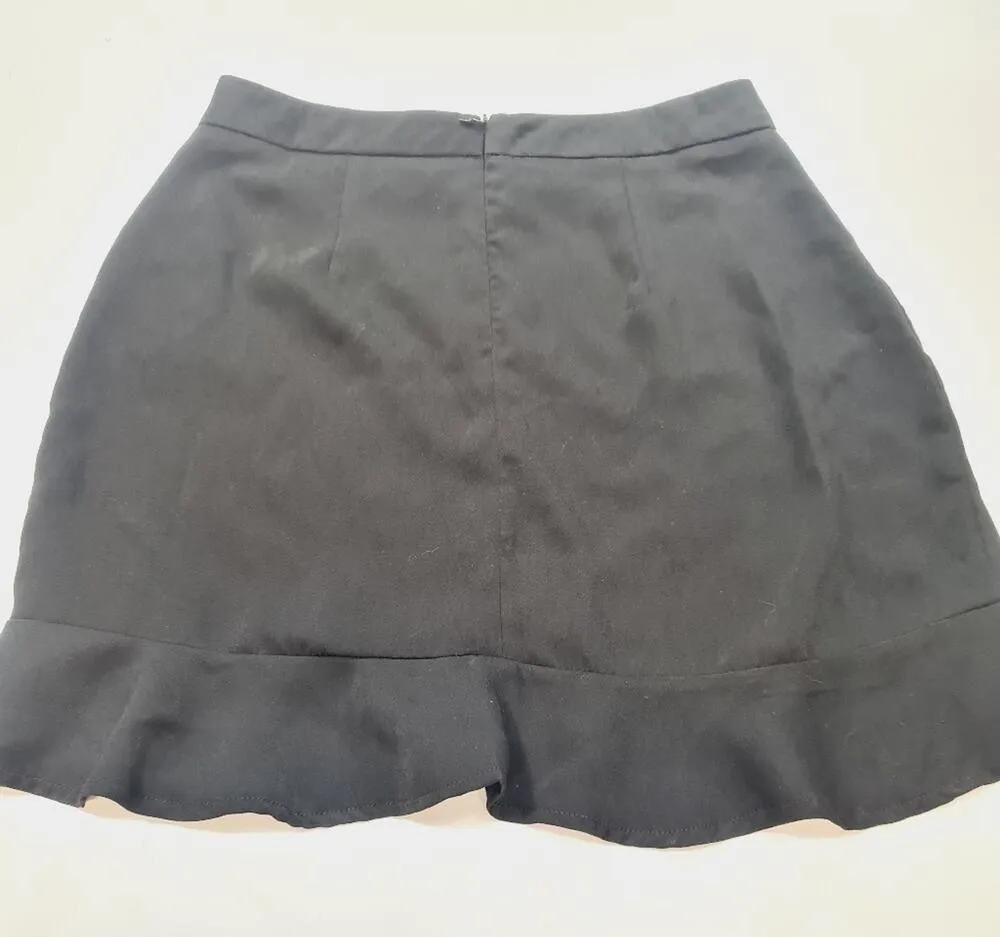 Superdown milan ruffle mini skirt Medium - Image 8