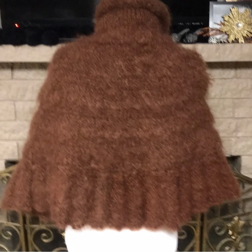 Brown VINTAGE Teddy Poncho Shawl - Image 5