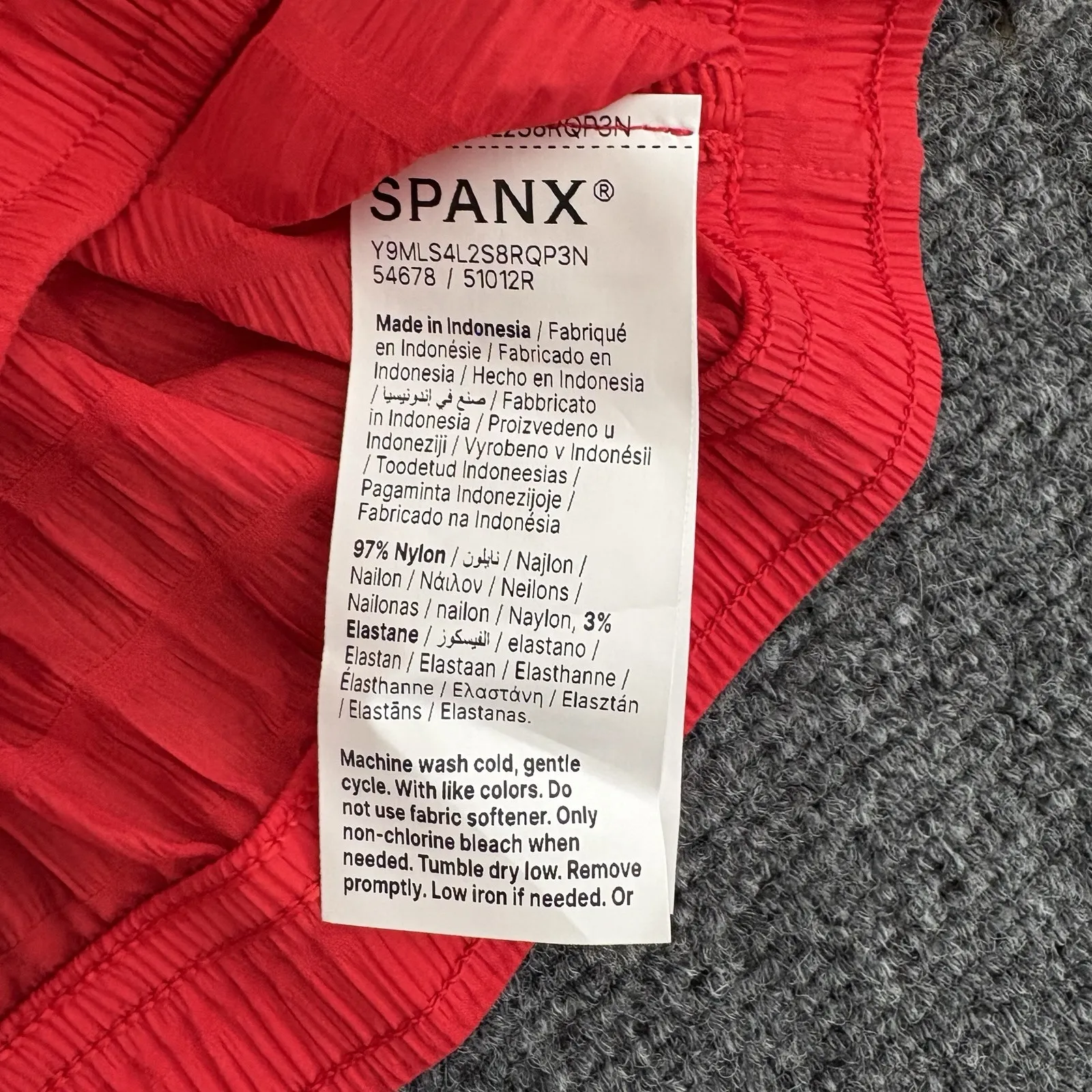 Spanx  Active Run Red Half Zip Jacket 4 Way Stretch Water Repellent Size XL NEW - Image 7