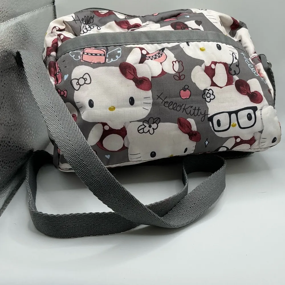 A Rare LeSportsac X Sanrio Hello Kitty Daniella Crossbody Handbag - Image 4