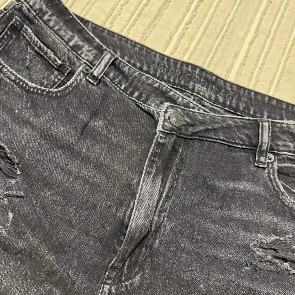American Eagle  Distressed Black Denim Mom Shorts - Image 5