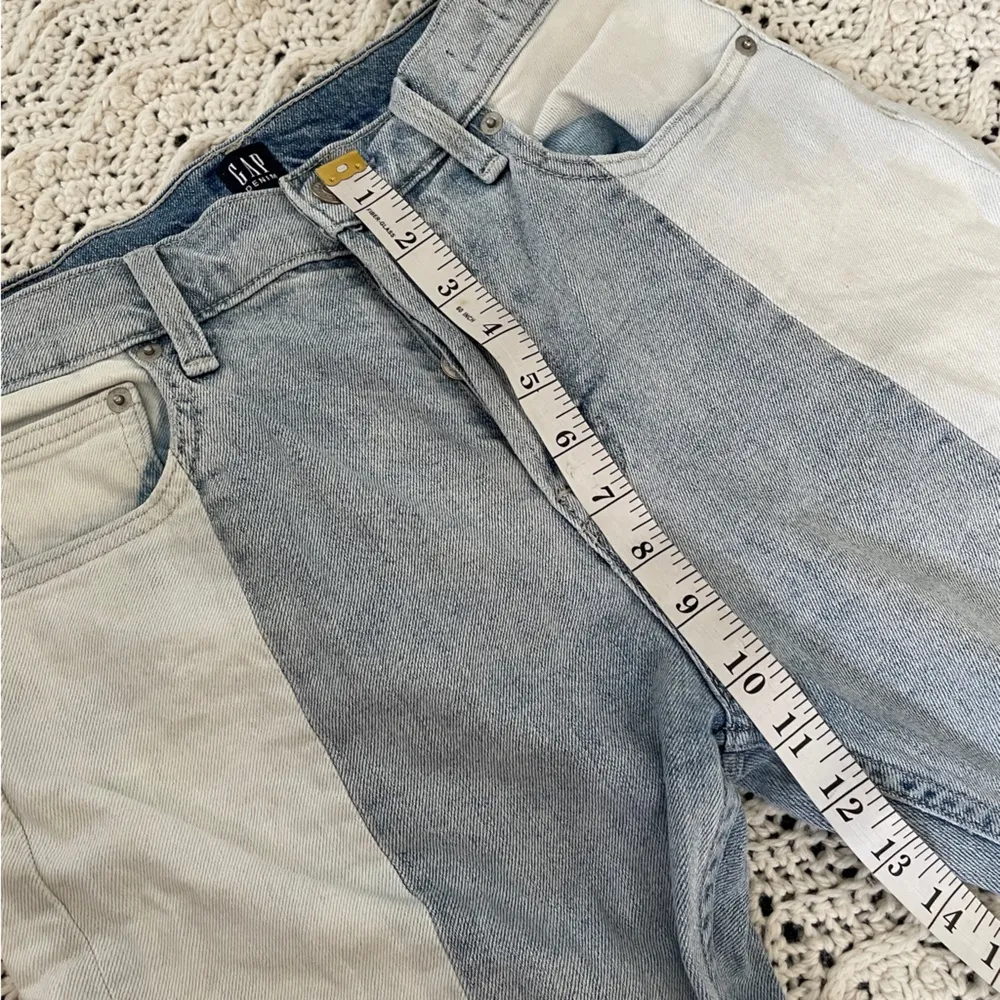 Gap Two Tone High Waisted Straight Leg Denim Jeans Light/Medium Wash (Size 26) - Image 5