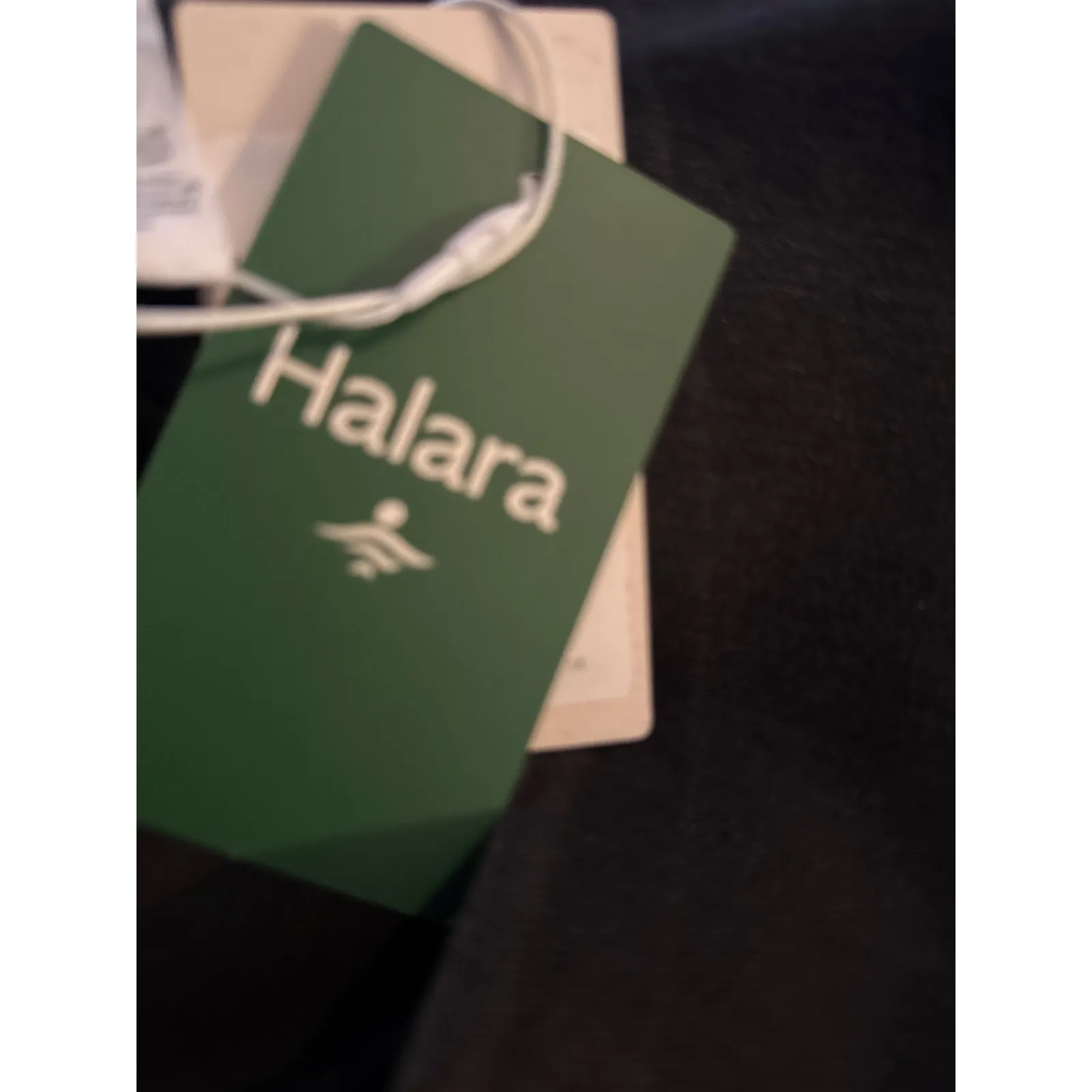 Brand New Halara Women's Size Medium Gray Black High Waist Denim Pants Cropped - Image 7