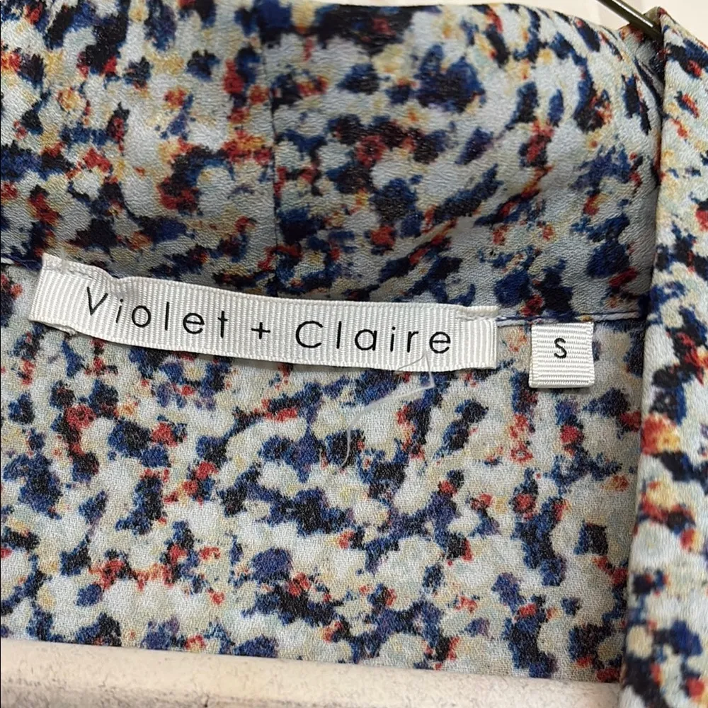 Summer Sale: Multi-Colored Speckled Sleeveless Blouse with Mandarin Collar - Image 2