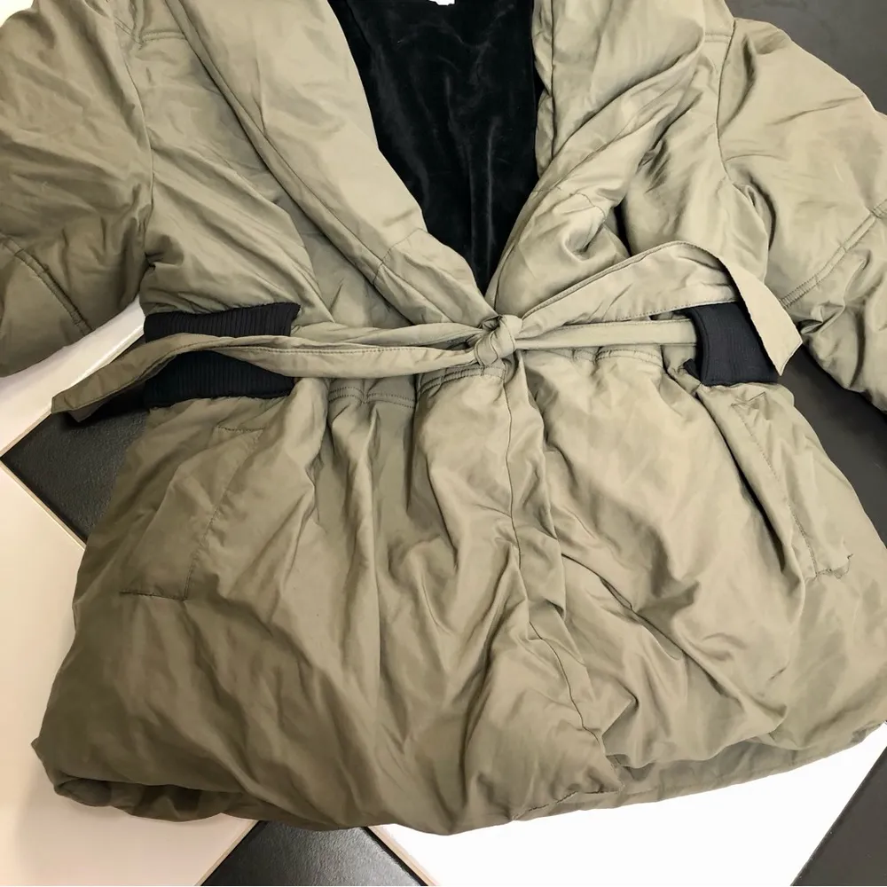 Dayma Down Puffy Coat Olive Green Belted Puffer Jacket Warm Comfy Sz 3 L - Image 8