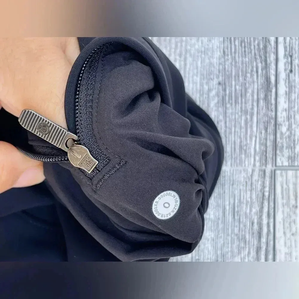 Lululemon pants size 0 in black - Image 13