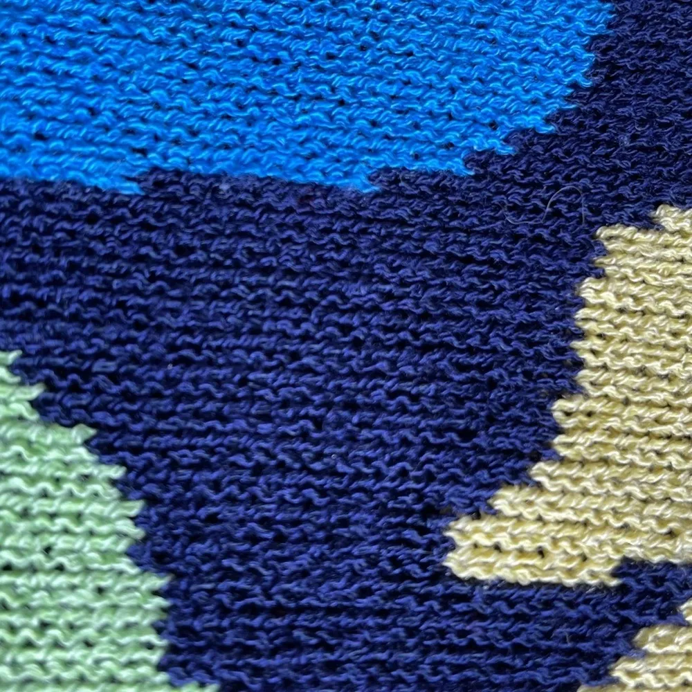 Good Clothes Collection Blue with Blossoms Short Sleeve Knit Sweater size Medium - Image 6