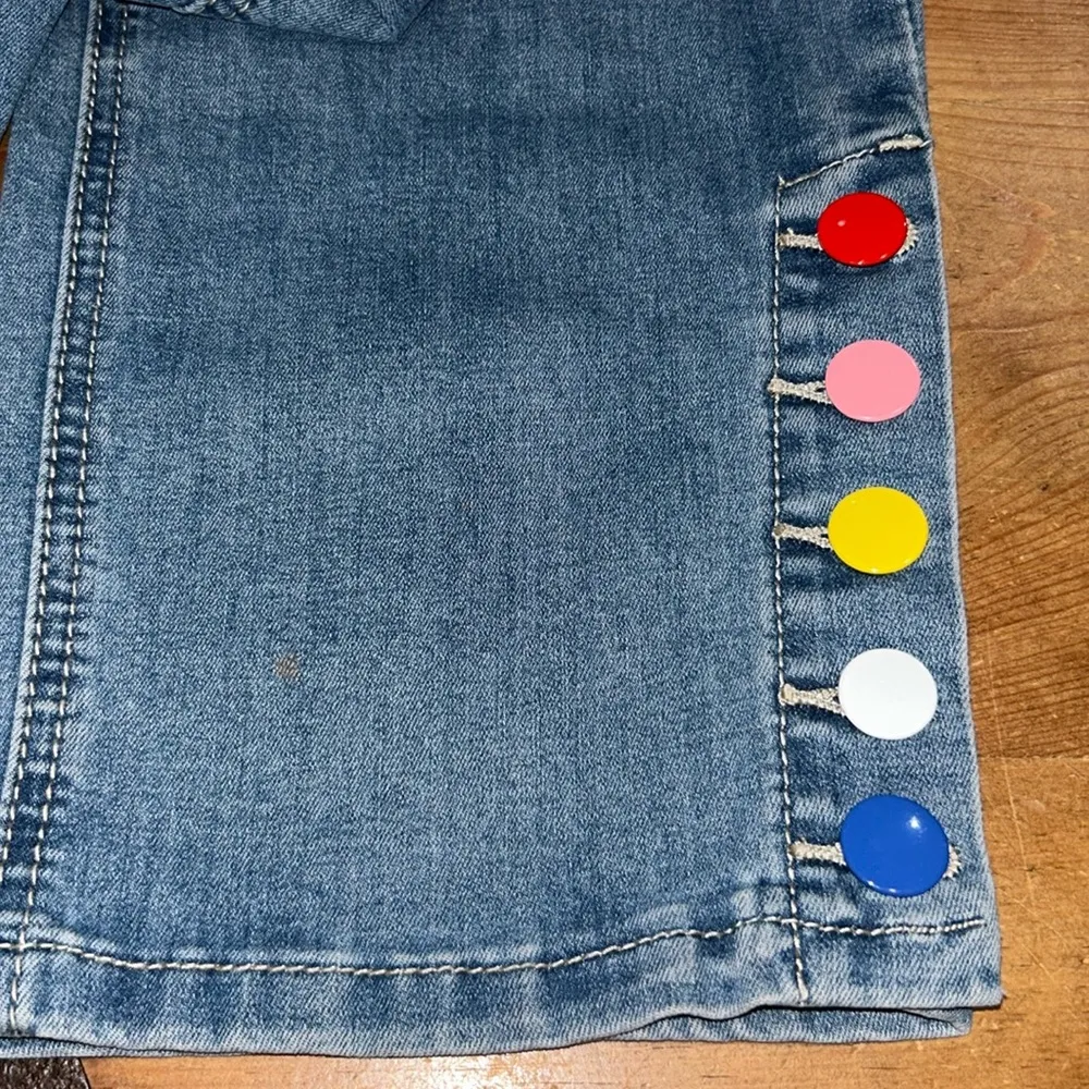 Woman’s BACCINI SLIM STRAIGHT ANKLE JEANS WITH BUTTONS AT ANKLE SIZE 10 - Image 3