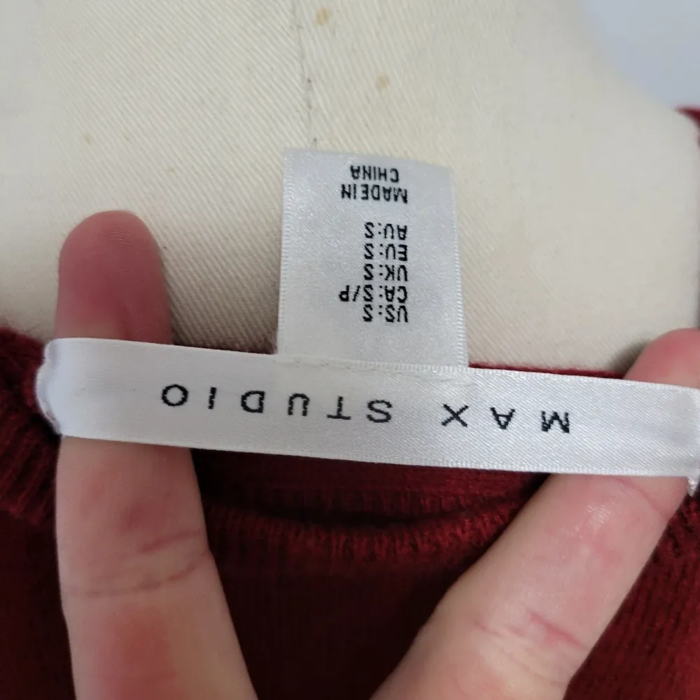Max studio red wool blend cardigan size small - Image 7