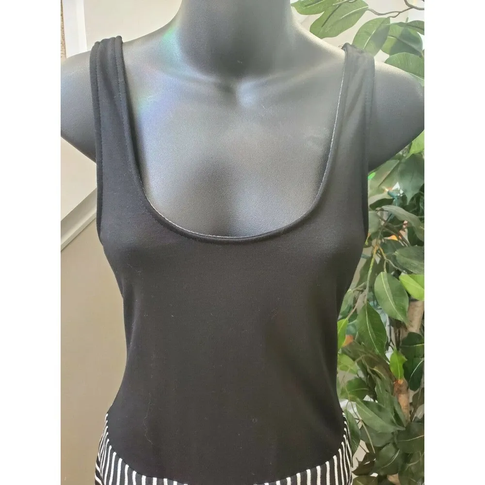 Lucca Couture Women's White & Black Rayon Scoop Neck Sleeveless Casual Romper S - Image 5