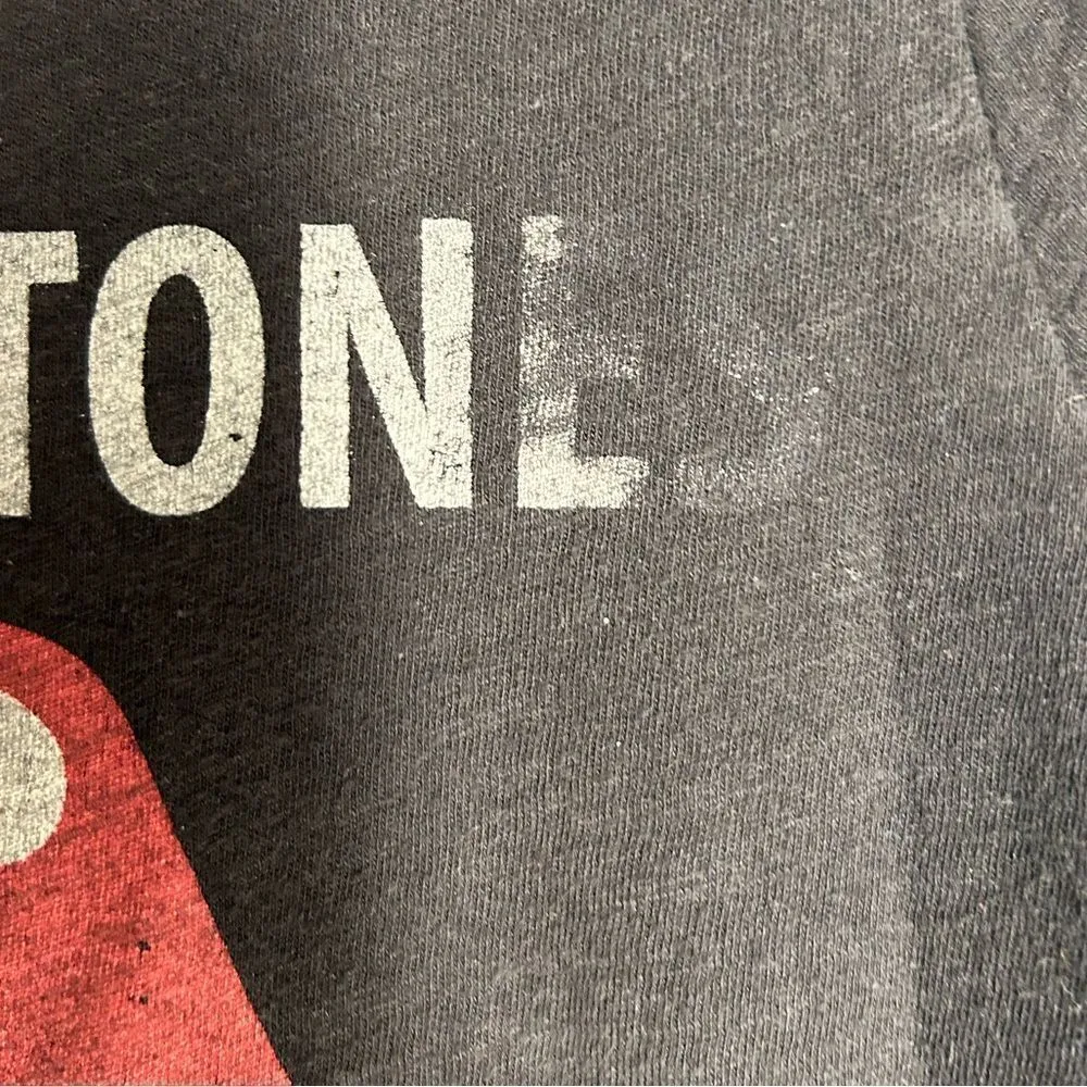 The rolling stone t-shirt size medium - Image 6