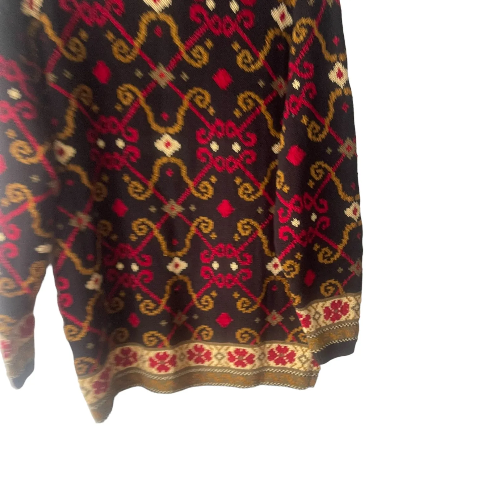 Lands' End Women's Medium Chunky Knit Black‎ Geometric Pattern Crew Neck Sweater - Image 6