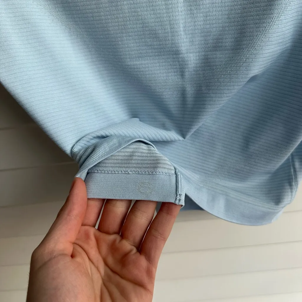 Blue Cropped Short-Sleeve Top - Image 4