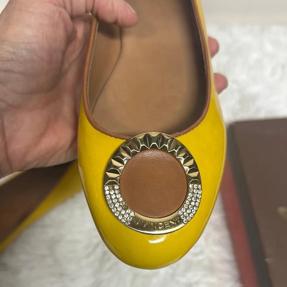 Y2K J Vincent Yellow and Brown Flats with Classic Rounded Toe Size 9 - Image 4