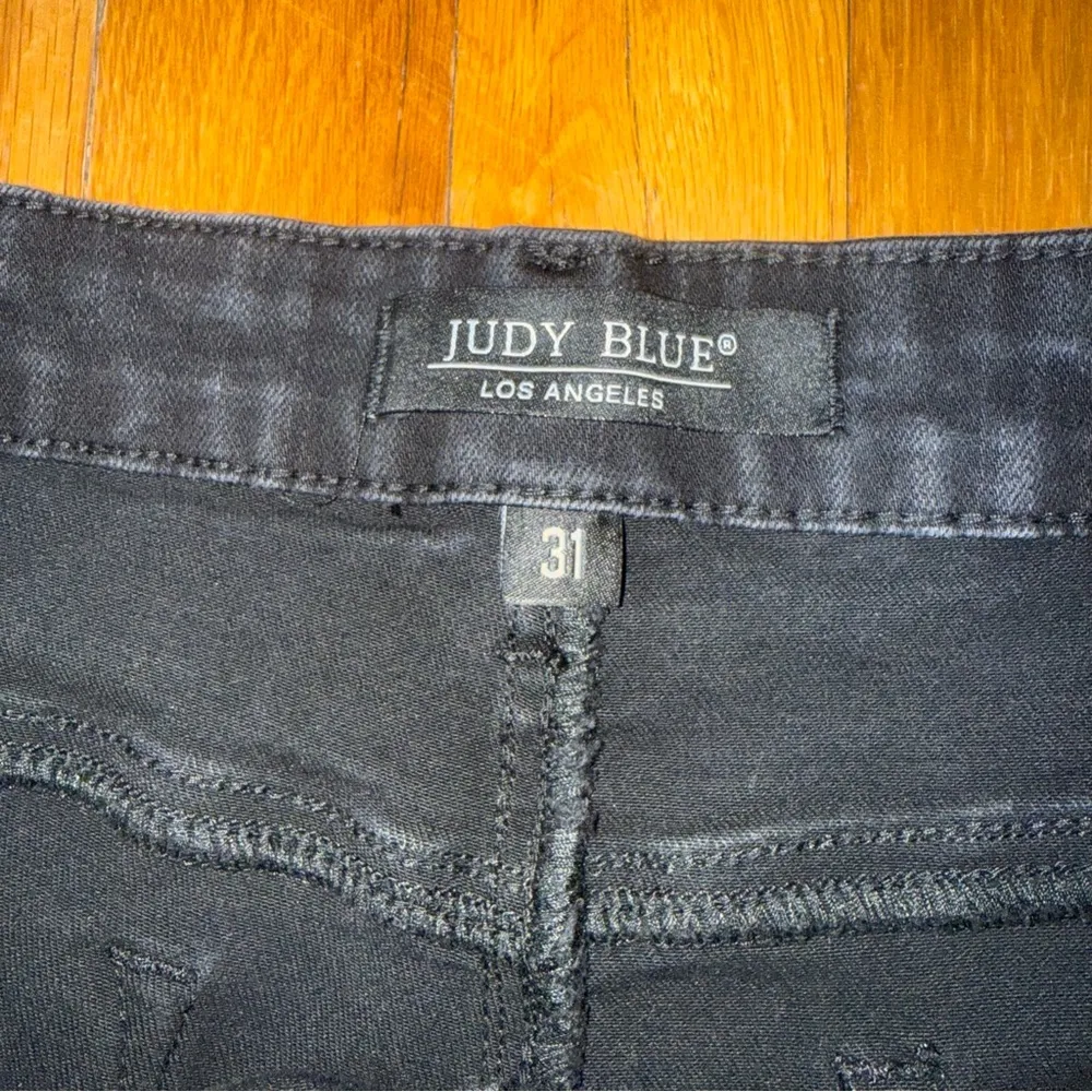 JUDY BLUE DRESS ME UP HIGH WAIST BUTTON FLY JEAN SHORTS BLACK SIZE 31 - Image 4