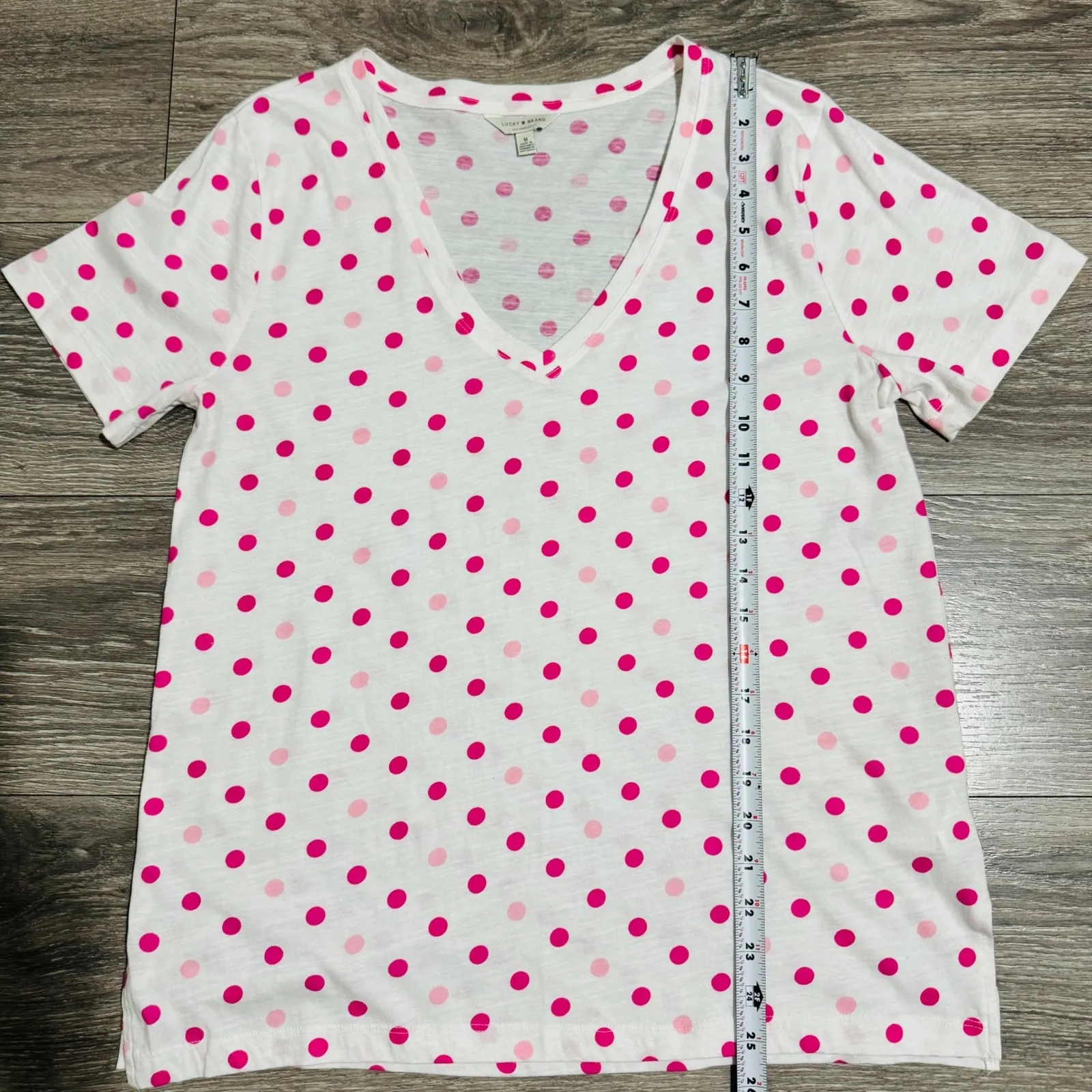 Lucky Brand Women Polka Dot V Neck Tee Shirt White Pink Size Medium - Image 10