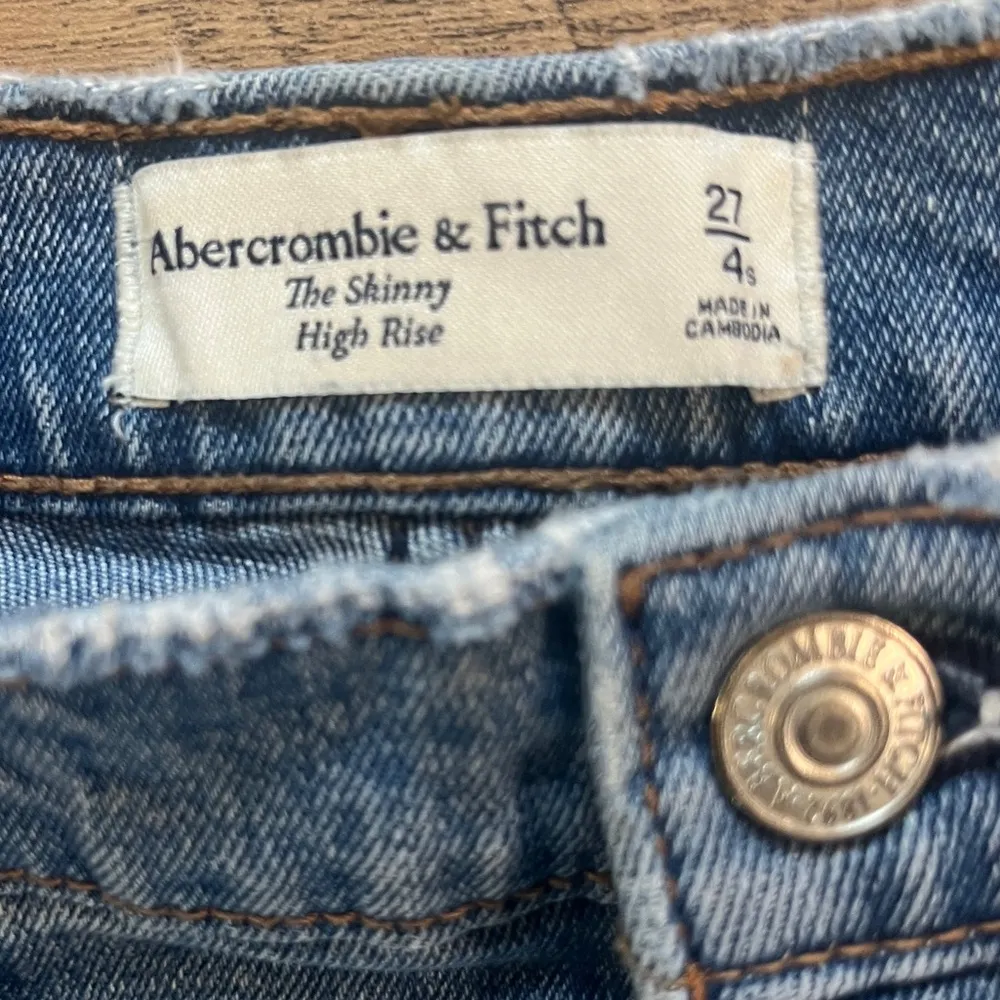Abercrombie & Fitch The Skinny High Rise Denim Jeans Womens Size 4 Short Raw Hem - Image 7