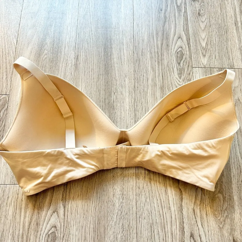 SKIMS Wireless T-Shirt Plunge Bra in Sand Size 46DD - Image 4