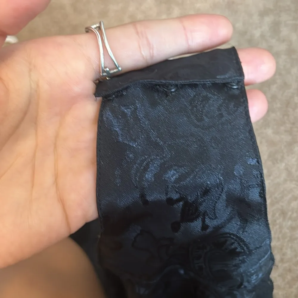 Vintage 90s Victoria Secret Black Satin Bodysuit - Image 9