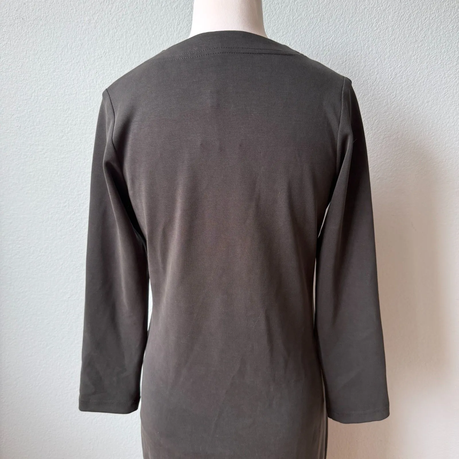 Emerson Fry Long V Neck Midi Dress Size XS Black - Image 9