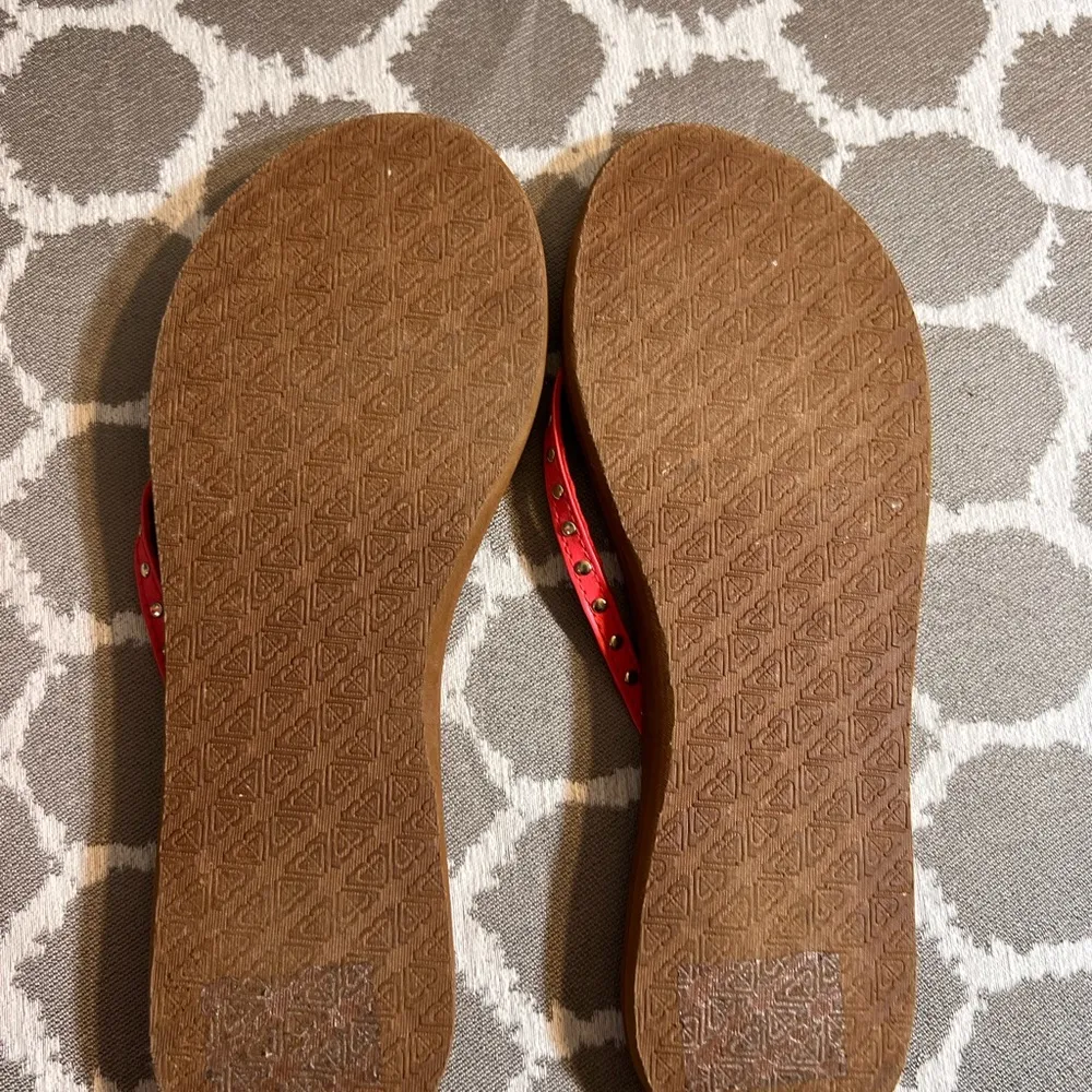 Roxy Brown Coral Orange Sandals Casual Summer Style studded gold tone beach - Image 7