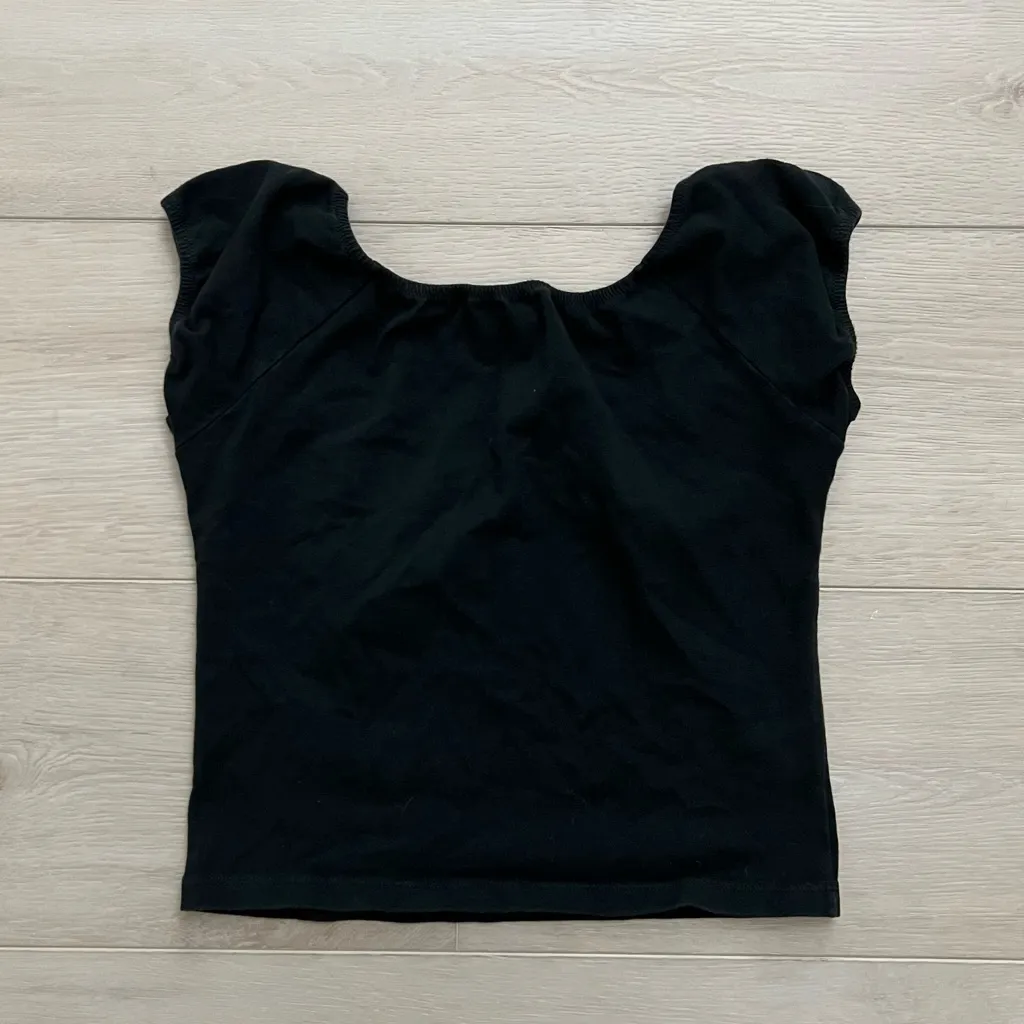 Brandy Melville Eden Crop Top in Black - Image 4
