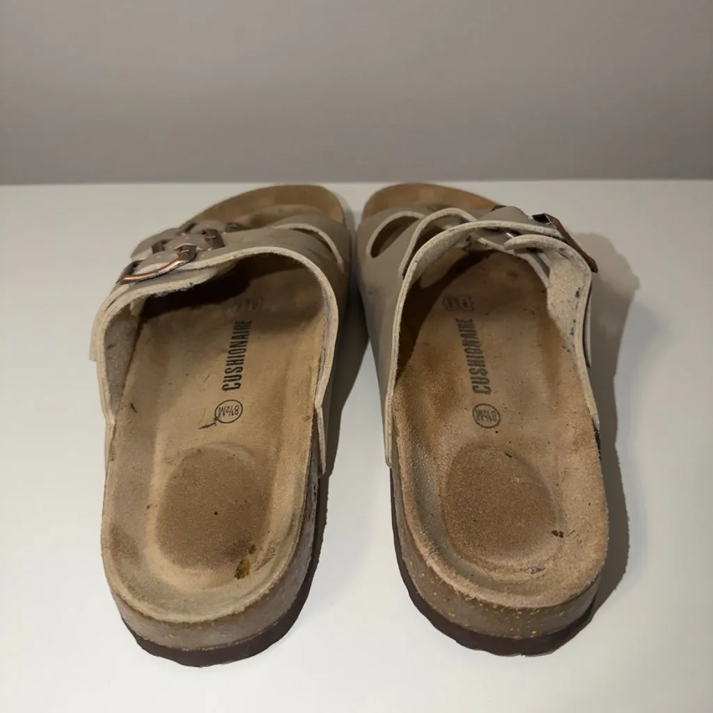 Cushionaire Women’s Size 8.5M Comfort Sandals Triple Buckle Footbed - Image 5