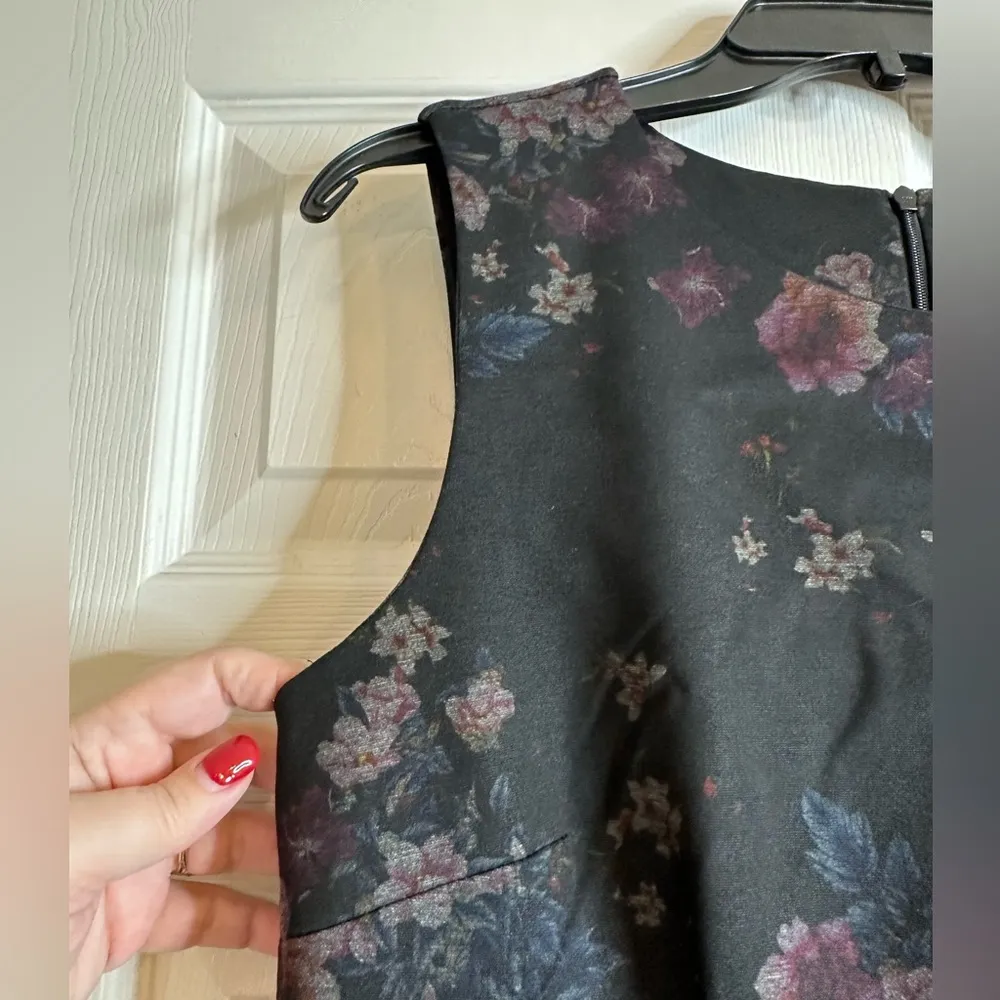 Mario Serrani Floral Dress, Size Medium - Image 2