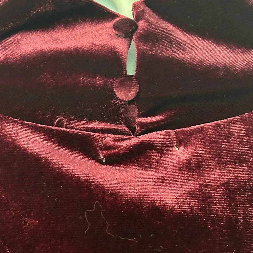 New articles of society burgundy velvet bodysuit long sleeve mockneck sz L - Image 5