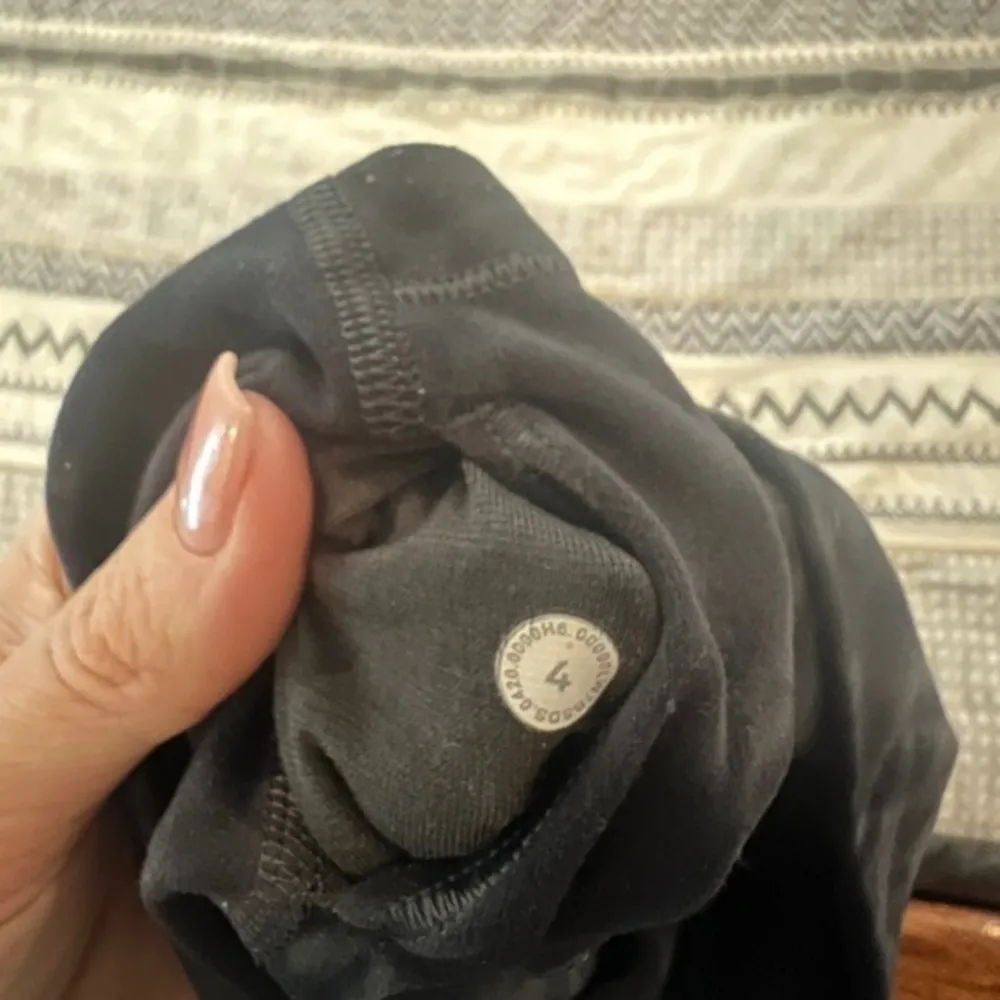 Lululemon‎ Align Short 8" *Diamond Dye Pitch Grey Graphite size 4 - Image 3