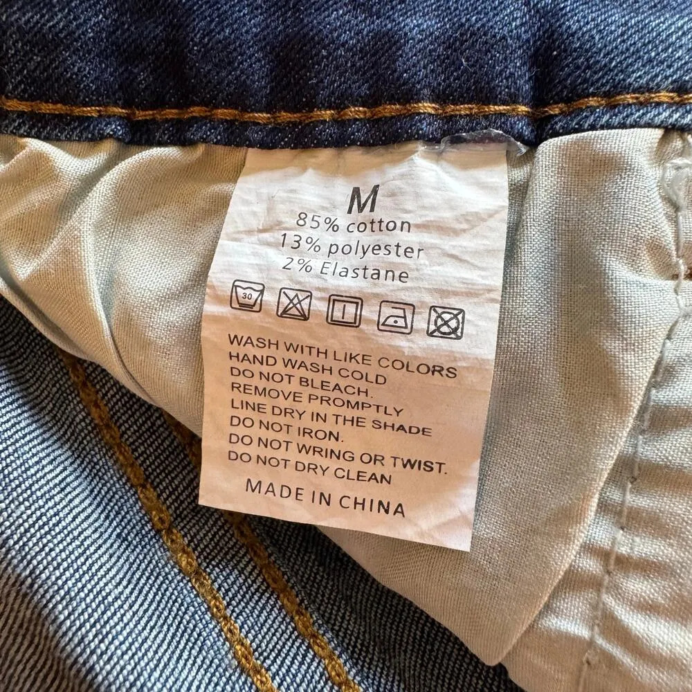 NWOT Women's Size Medium Y2K Western Medium Wash Destressed Jean Shorts - Image 6