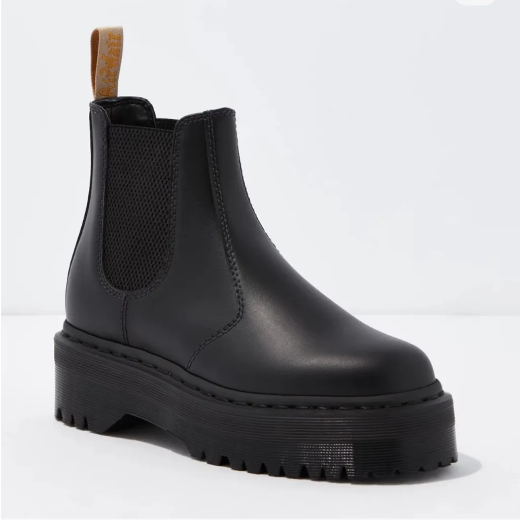 Dr. Martens Docs Quad 2976 Black Vegan Leather Felix Platform Chelsea Boots 6 - Image 2