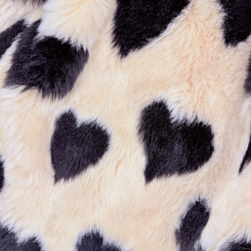 Cliche women’s faux fur queen of heart tan and black heart jacket / coat sz m Size M - Image 3