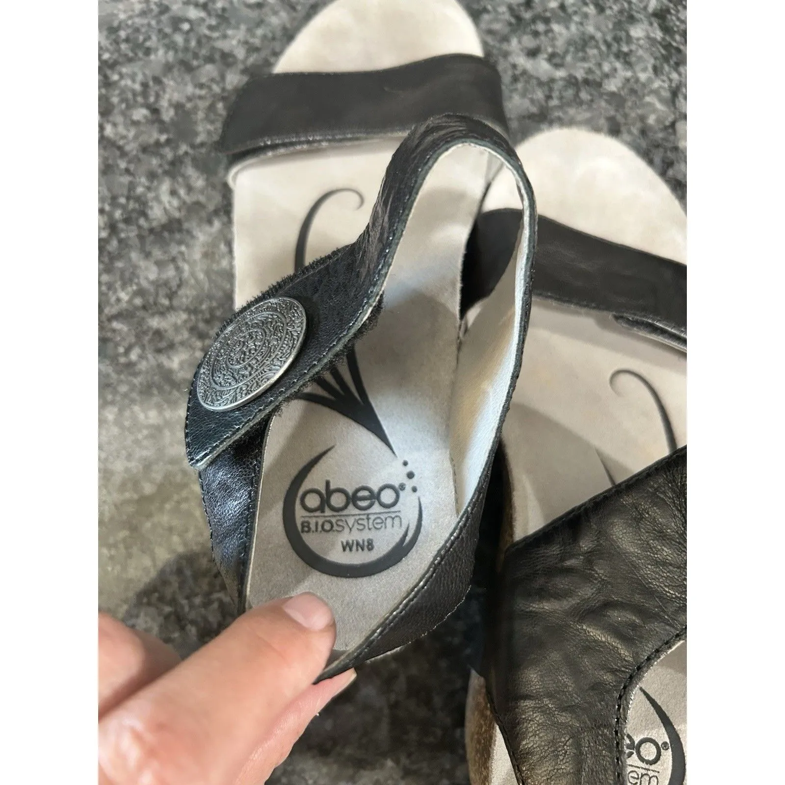 Abeo Women's Una Sandal Size 8 N Wedge Heel Platform Black Leather Ankle Strap - Image 6