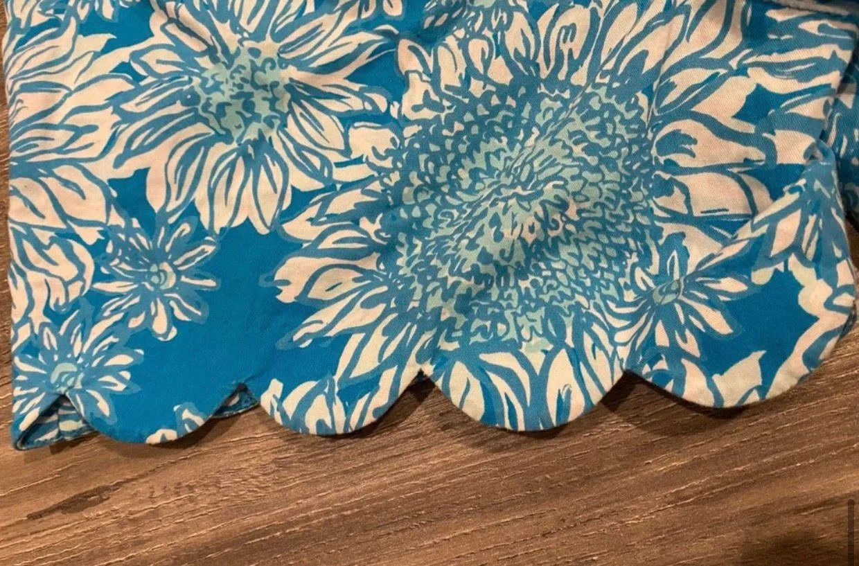 Lilly Pulitzer Buttercup Shorts - Image 4