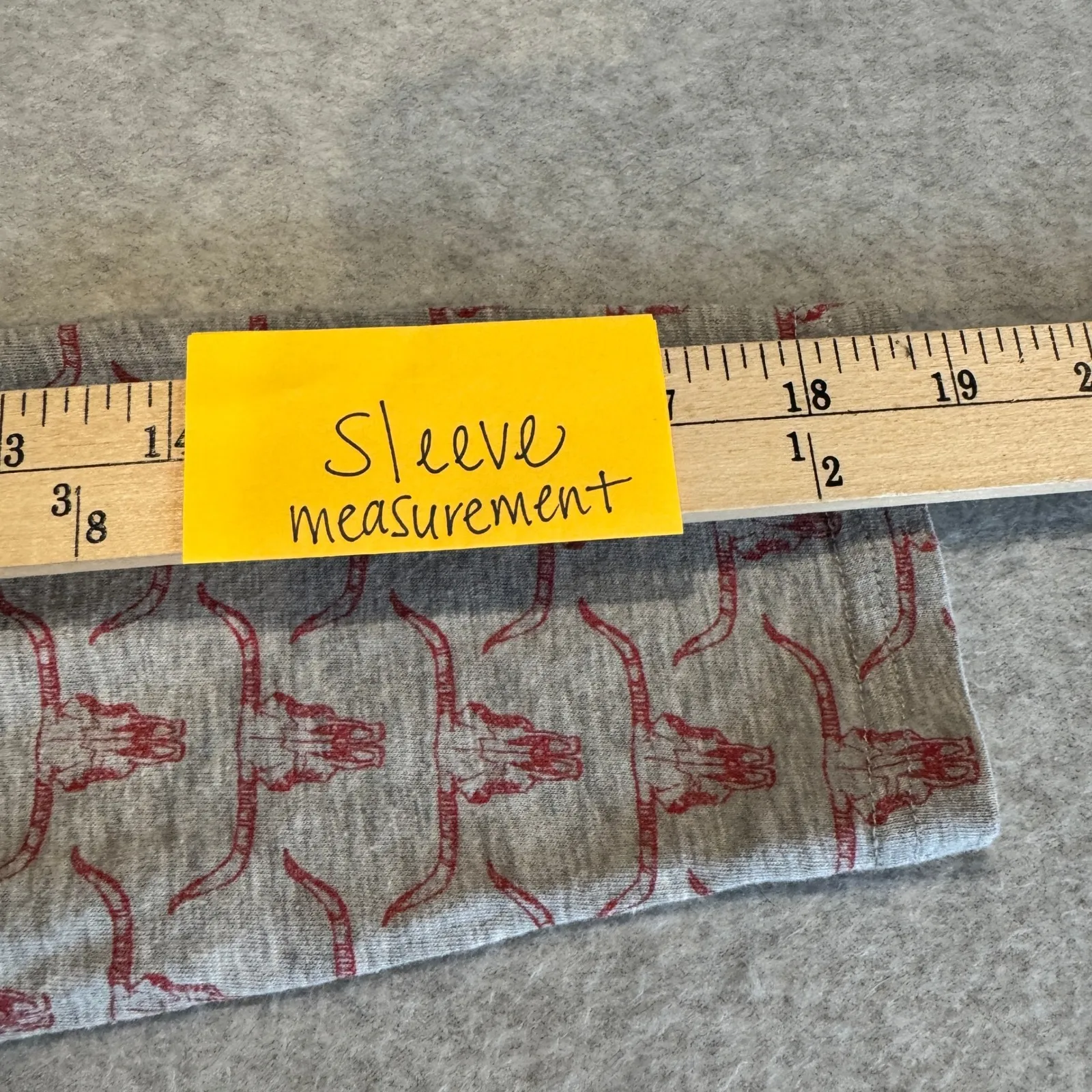 ARIAT Long Sleeve Bull Skull Henley Shirt Womens Small Gray Red Cowgirl - Image 11