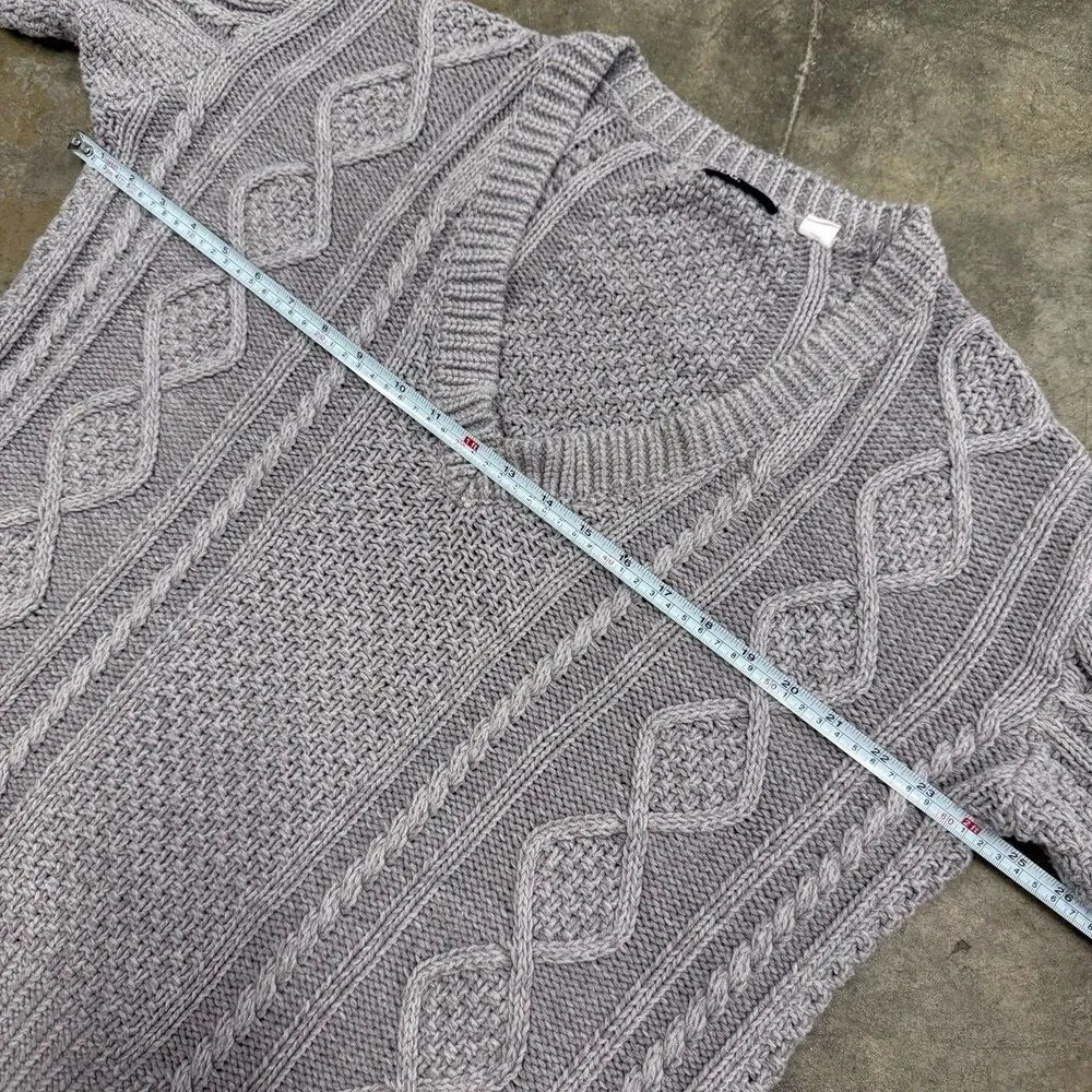 BDG cable knit gray chunky v neck oversized sweater - Image 3